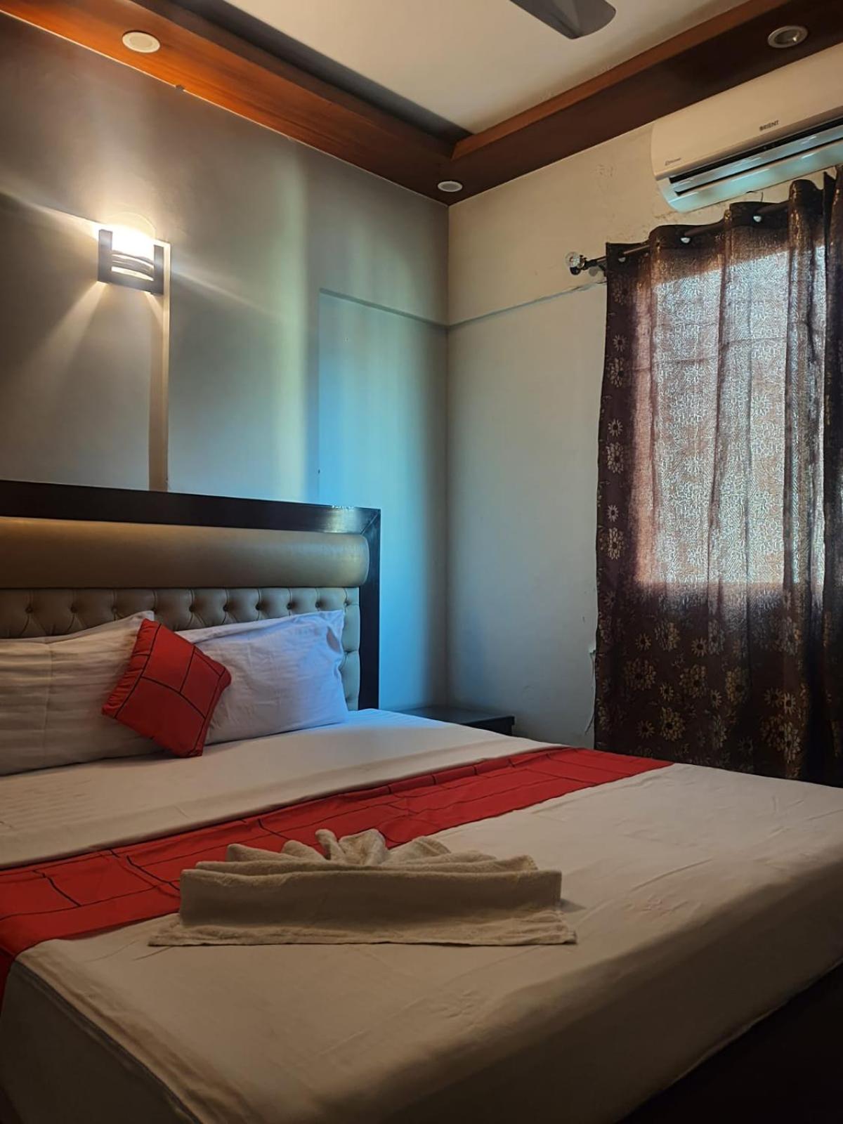 Goho Rooms Badar Karachi Eksteriør bilde