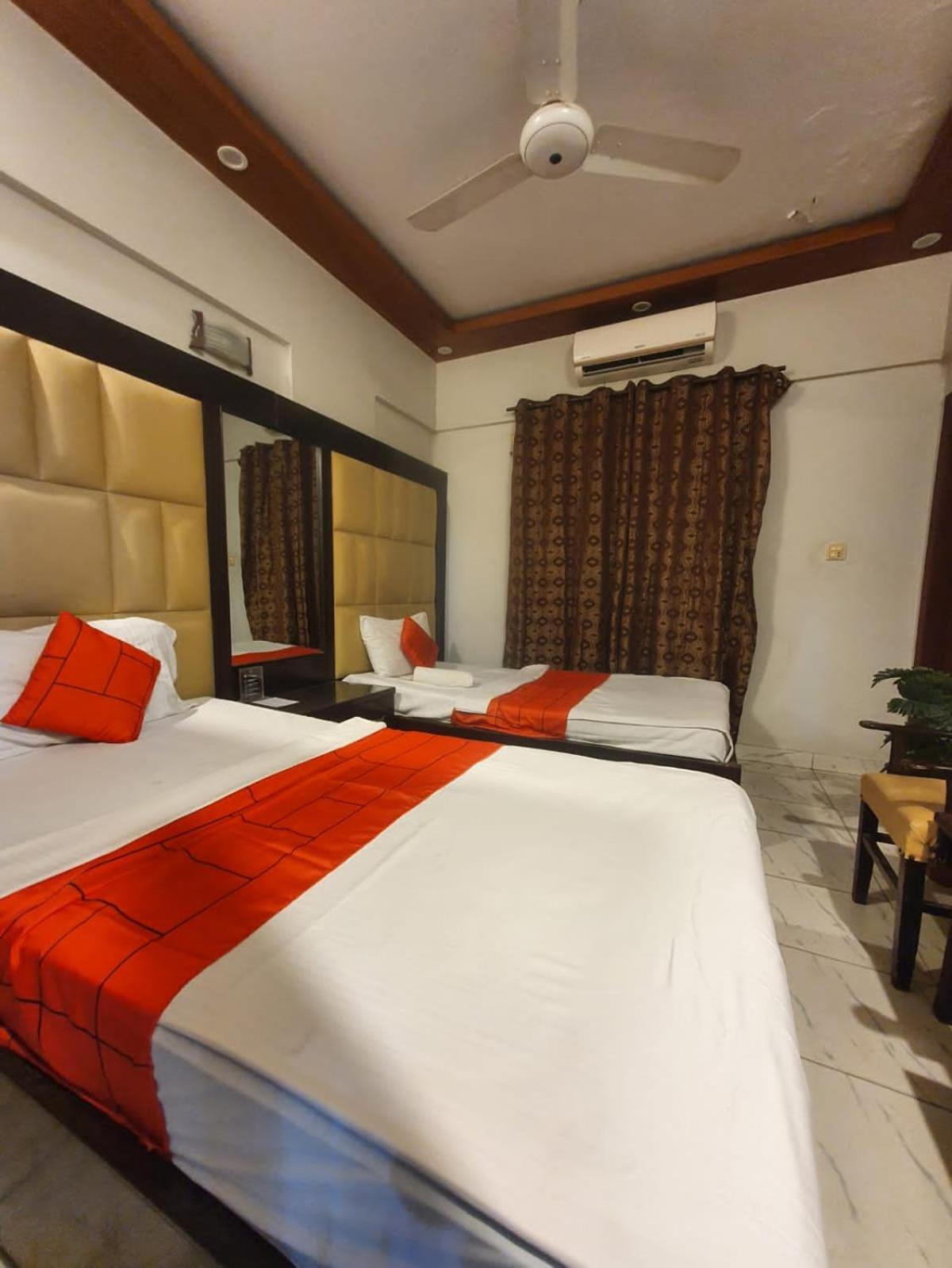 Goho Rooms Badar Karachi Eksteriør bilde